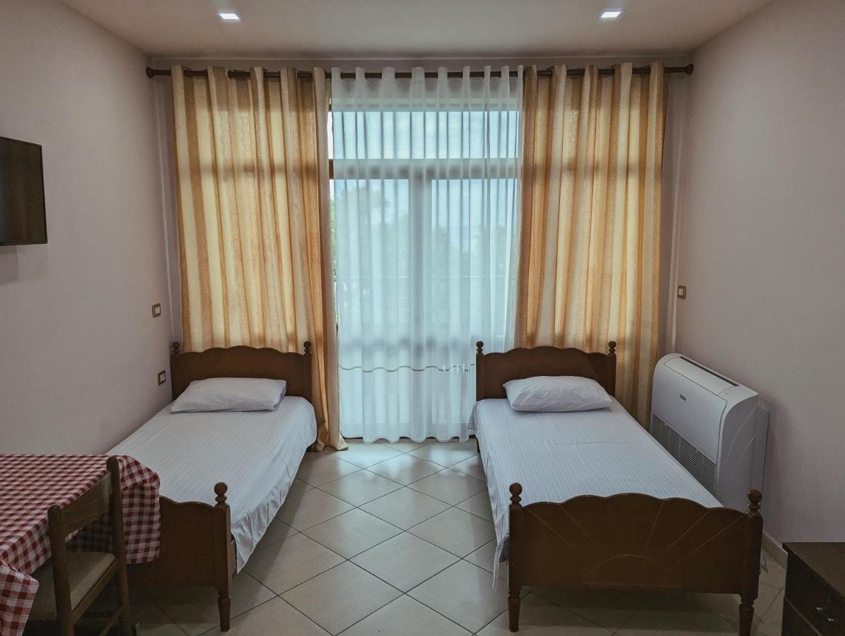 Vila Vadeha Pogradec Luaran gambar